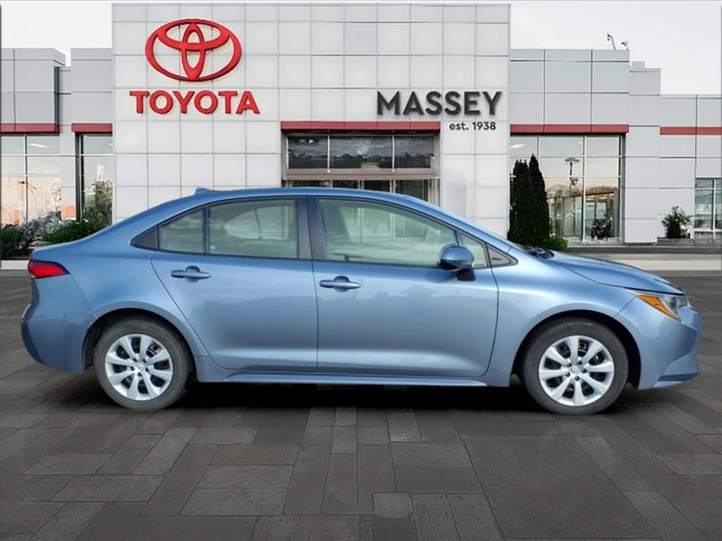 Used 2023 Toyota Corolla LE with VIN 5YFB4MDE1PP027640 for sale in Northfield, Minnesota
