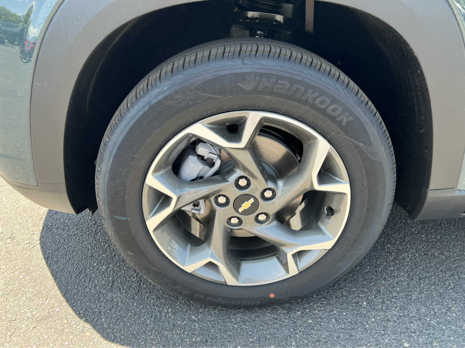 2025 Chevrolet Trax LT photo 9