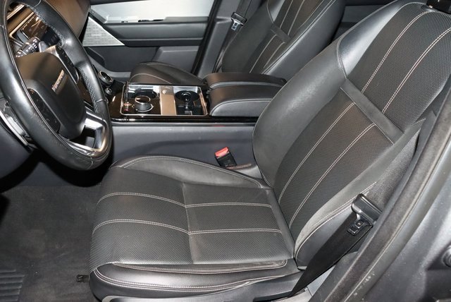 2018 Land Rover Range Rover Velar R-Dynamic SE photo 20