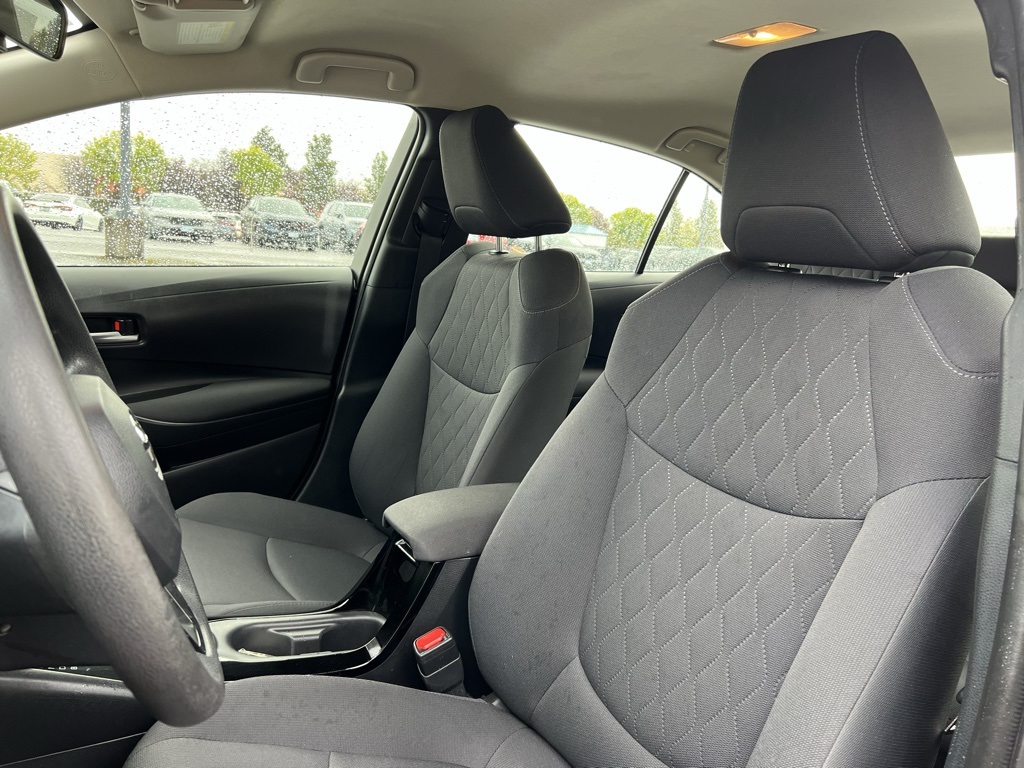 2020 Toyota Corolla Hybrid LE photo 11
