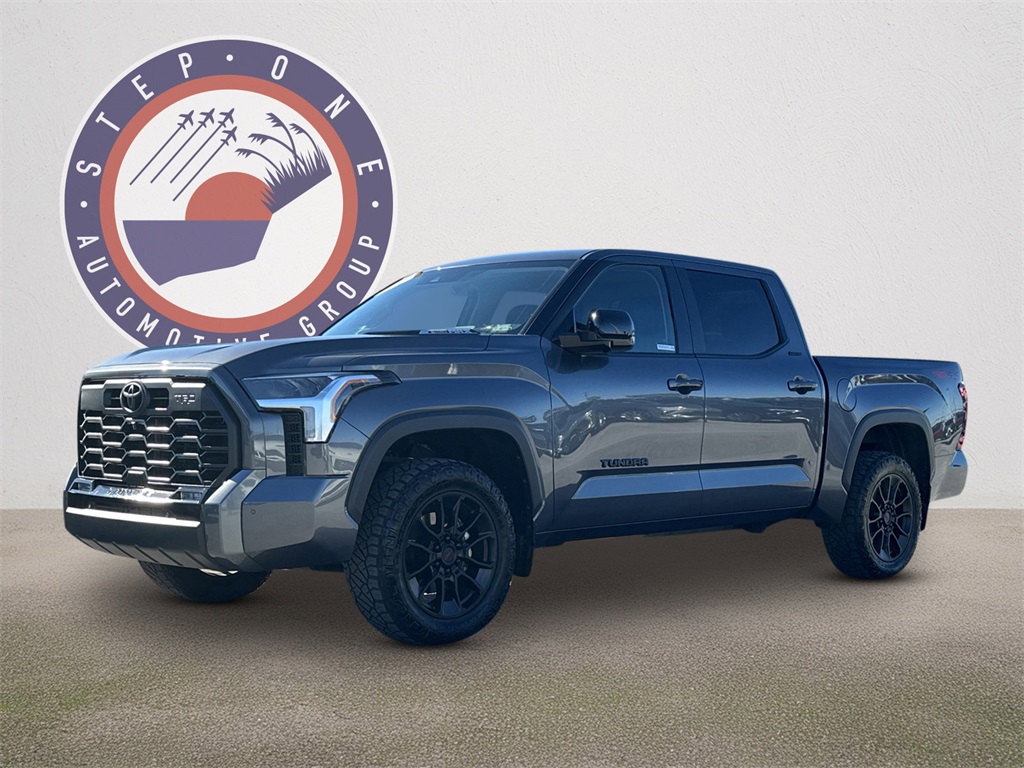 2024 Toyota Tundra Limited's photo