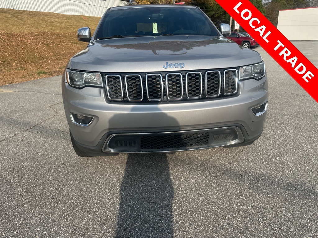 2017 Jeep Grand Cherokee Limited photo 3