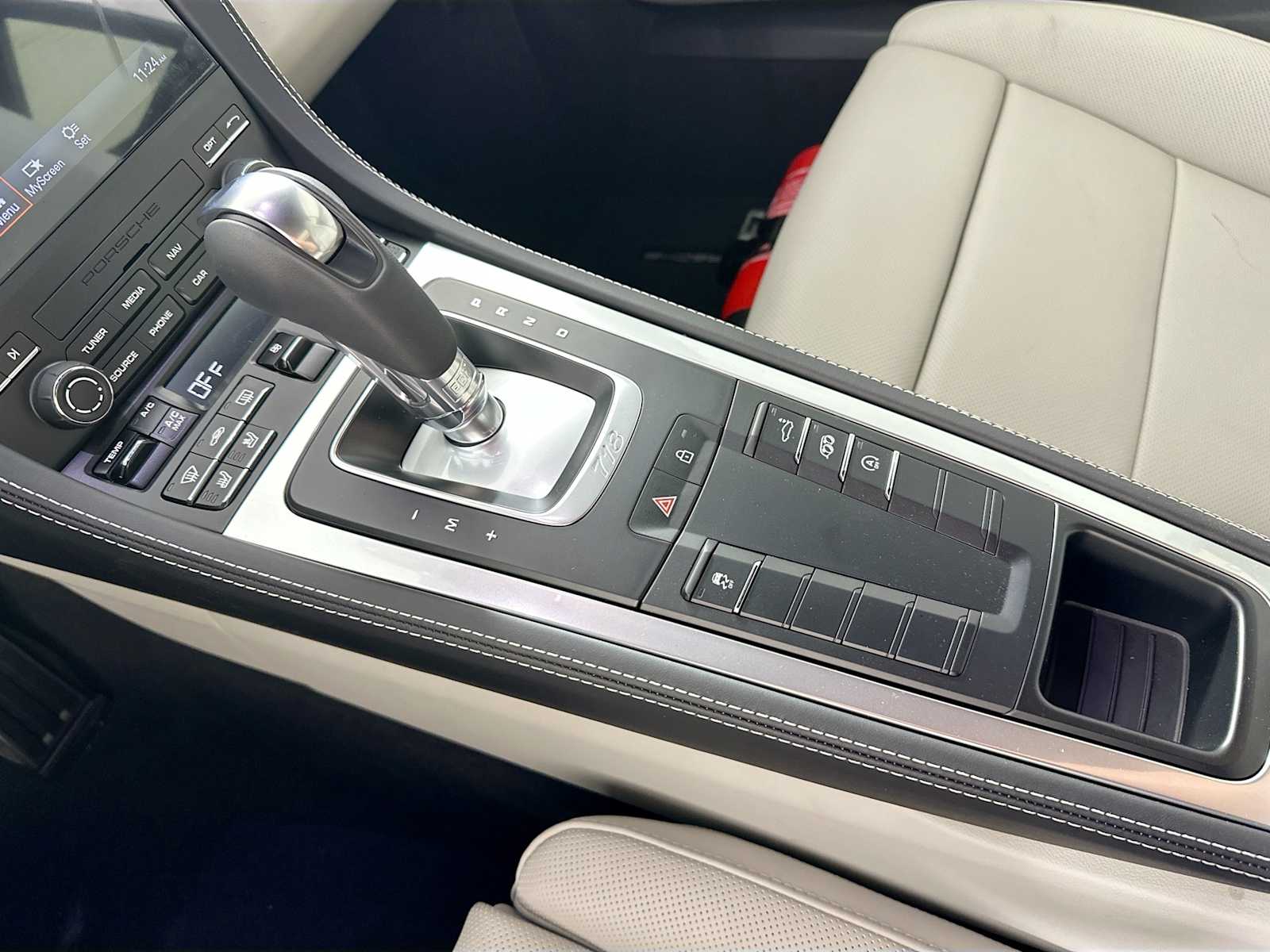 2025 Porsche Cayman Base S photo 18
