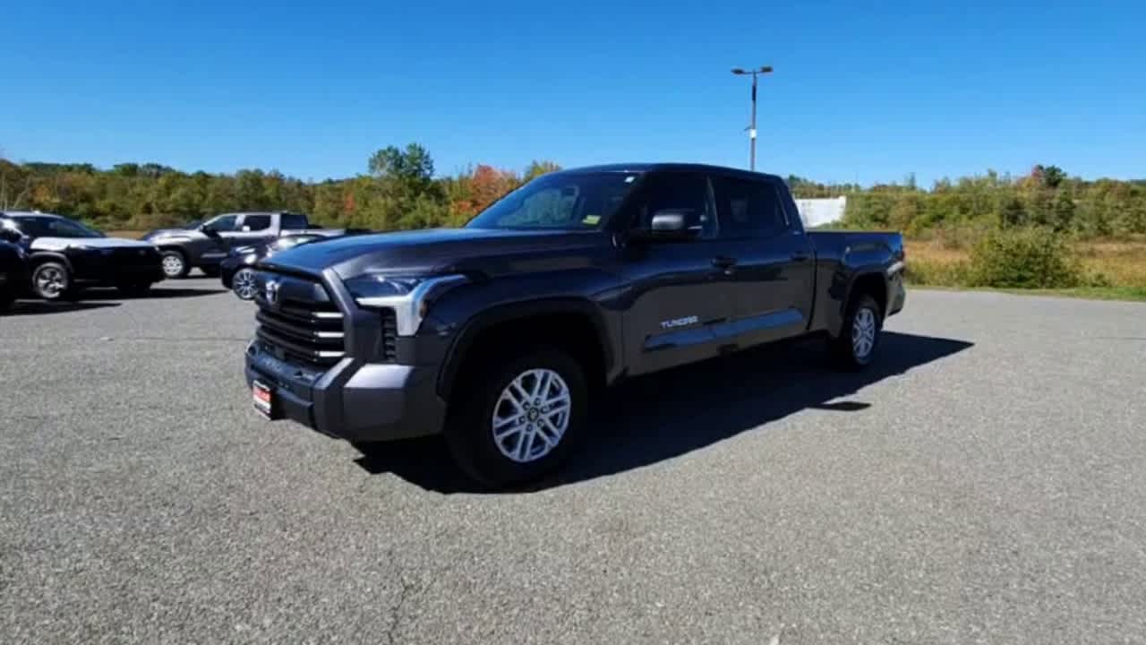 2025 Toyota Tundra SR5 photo 4