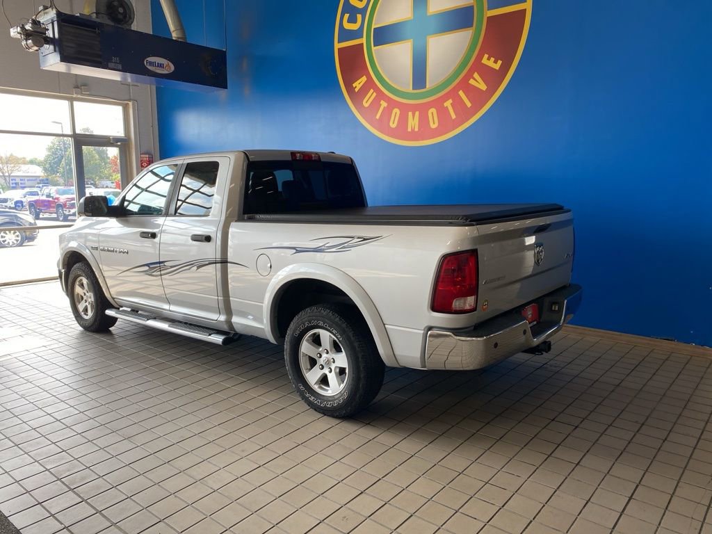 2012 Ram 1500 SLT photo 10