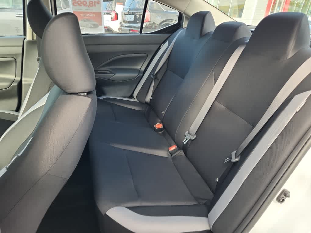 2025 Nissan Versa S photo 10