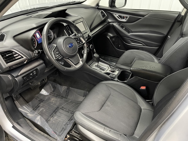 2020 Subaru Forester Premium photo 14