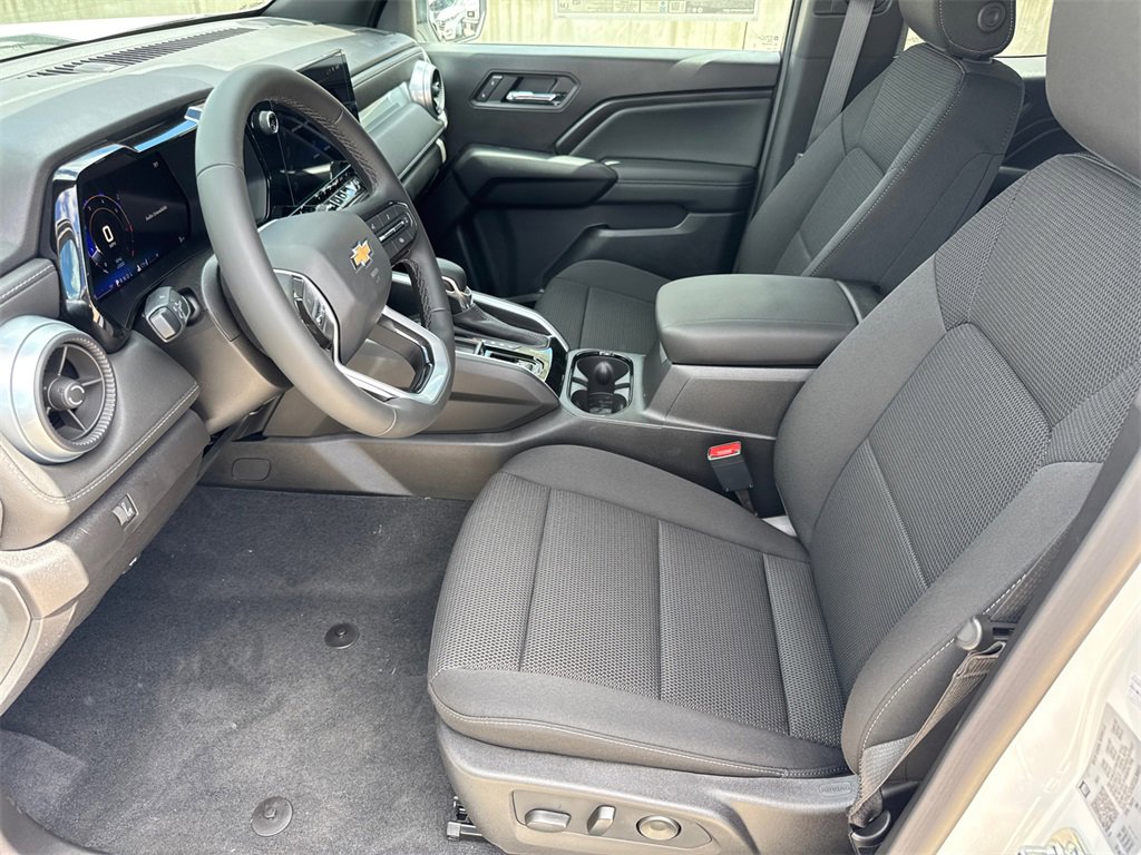 2026 Chevrolet Colorado LT photo 15