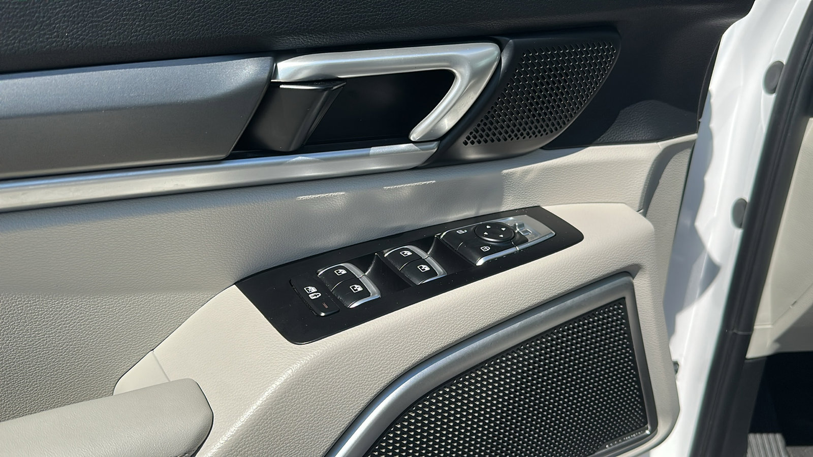 2022 Kia Telluride S photo 7