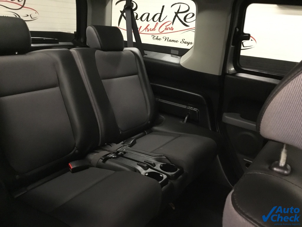 2005 Honda Element EX photo 23