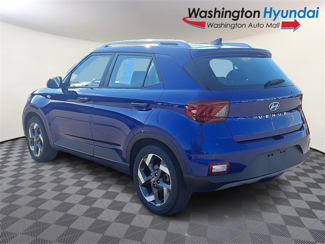 2022 Hyundai Venue SEL Limited photo 4