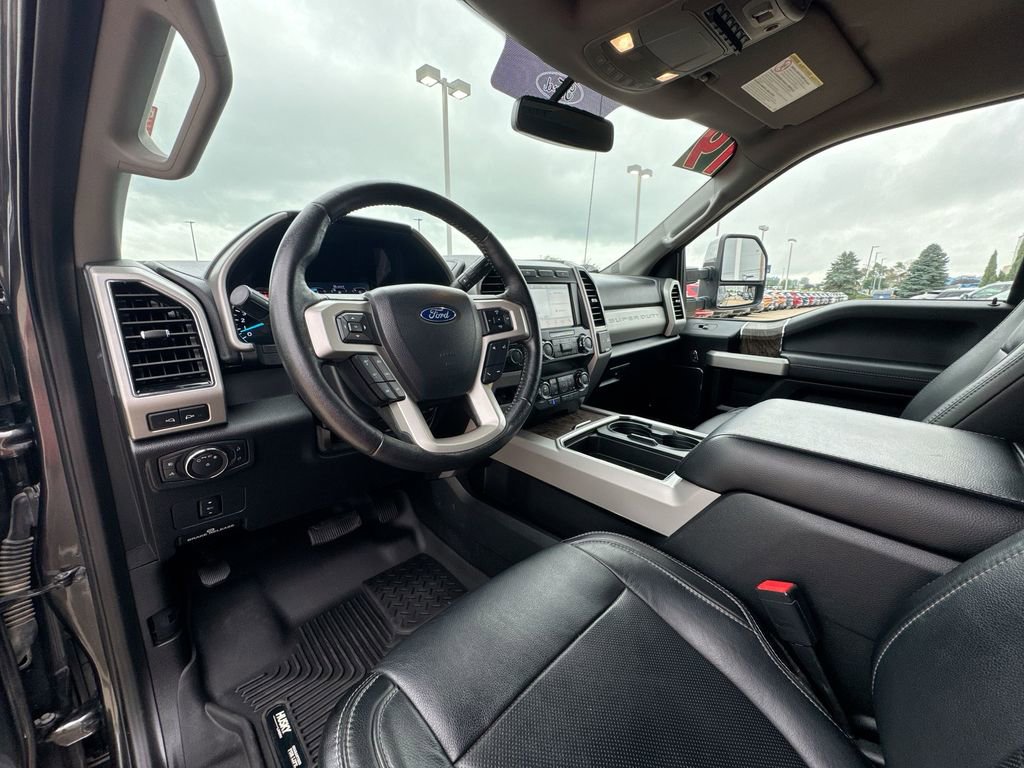 2019 Ford F-250 Lariat photo 9