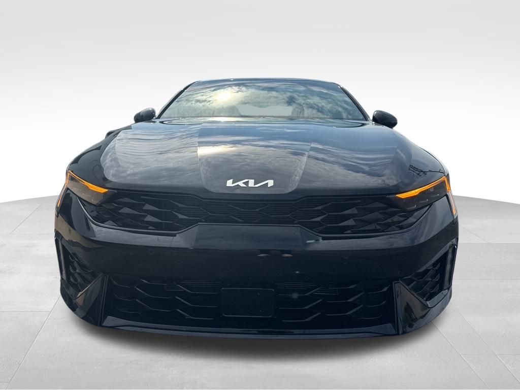 2025 Kia K5 GT-Line photo 2