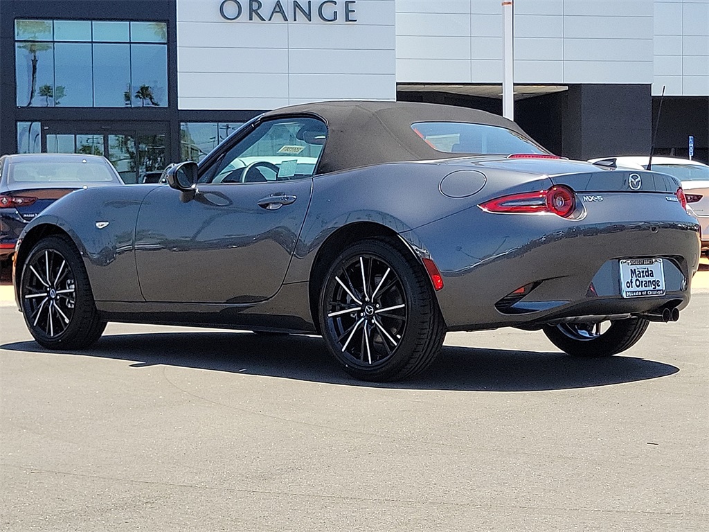2025 Mazda MX-5 Miata Miata Grand Touring photo 3