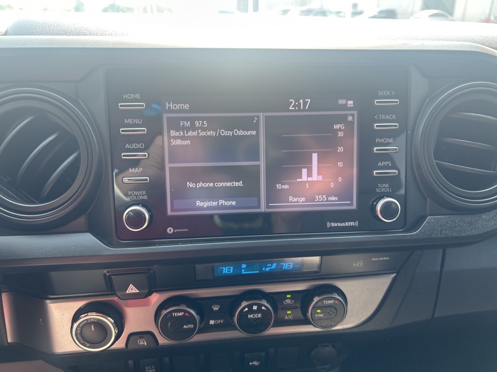 2023 Toyota Tacoma TRD Off-Road photo 15