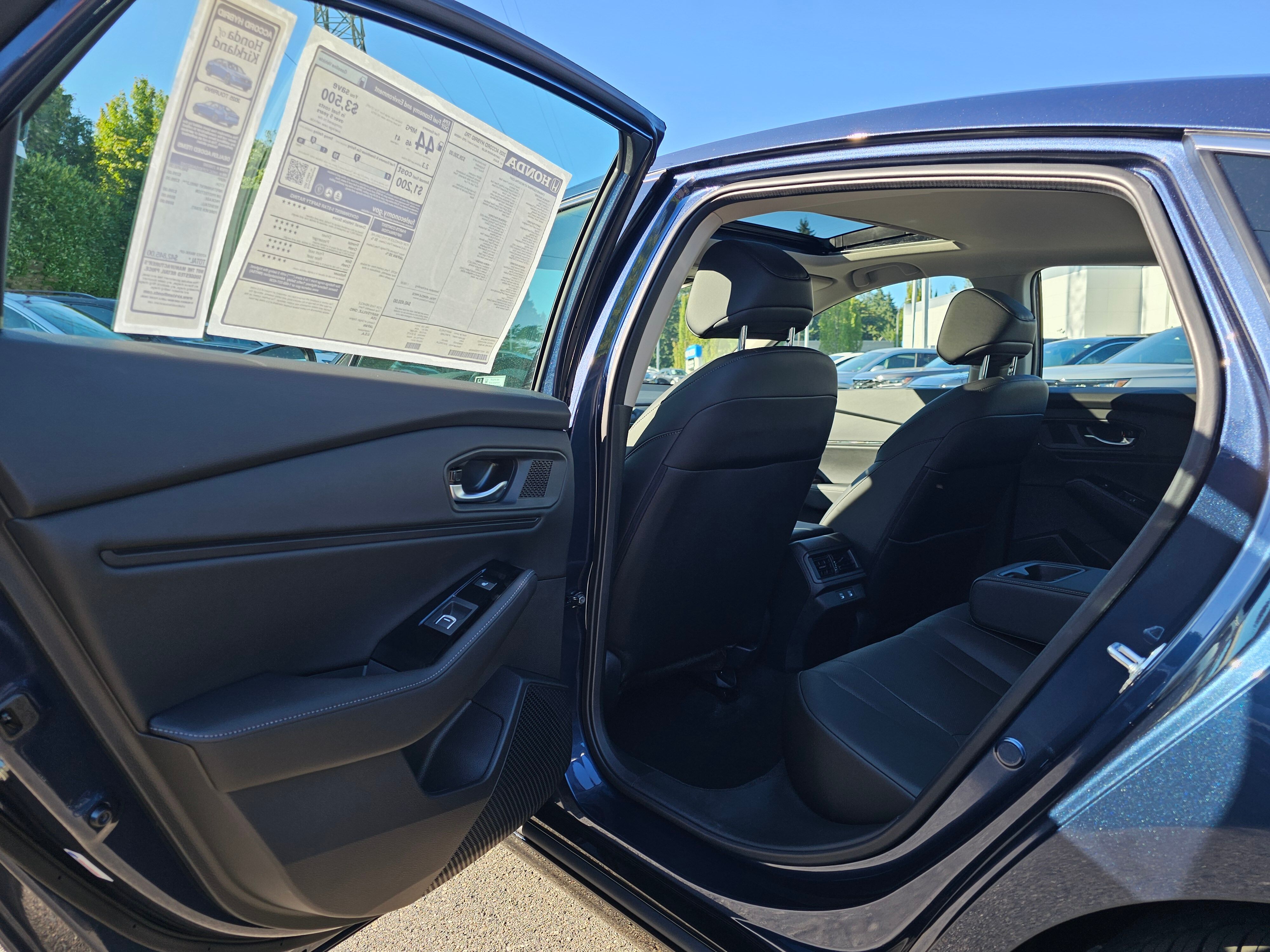 2025 Honda Accord Hybrid Touring photo 5