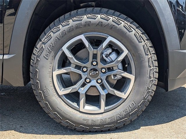 2026 Chevrolet Equinox ACTIV photo 6
