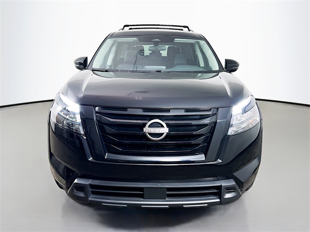 2024 Nissan Pathfinder SV photo 2