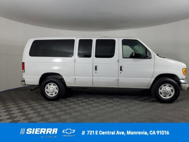 2003 Ford E-350SD XL