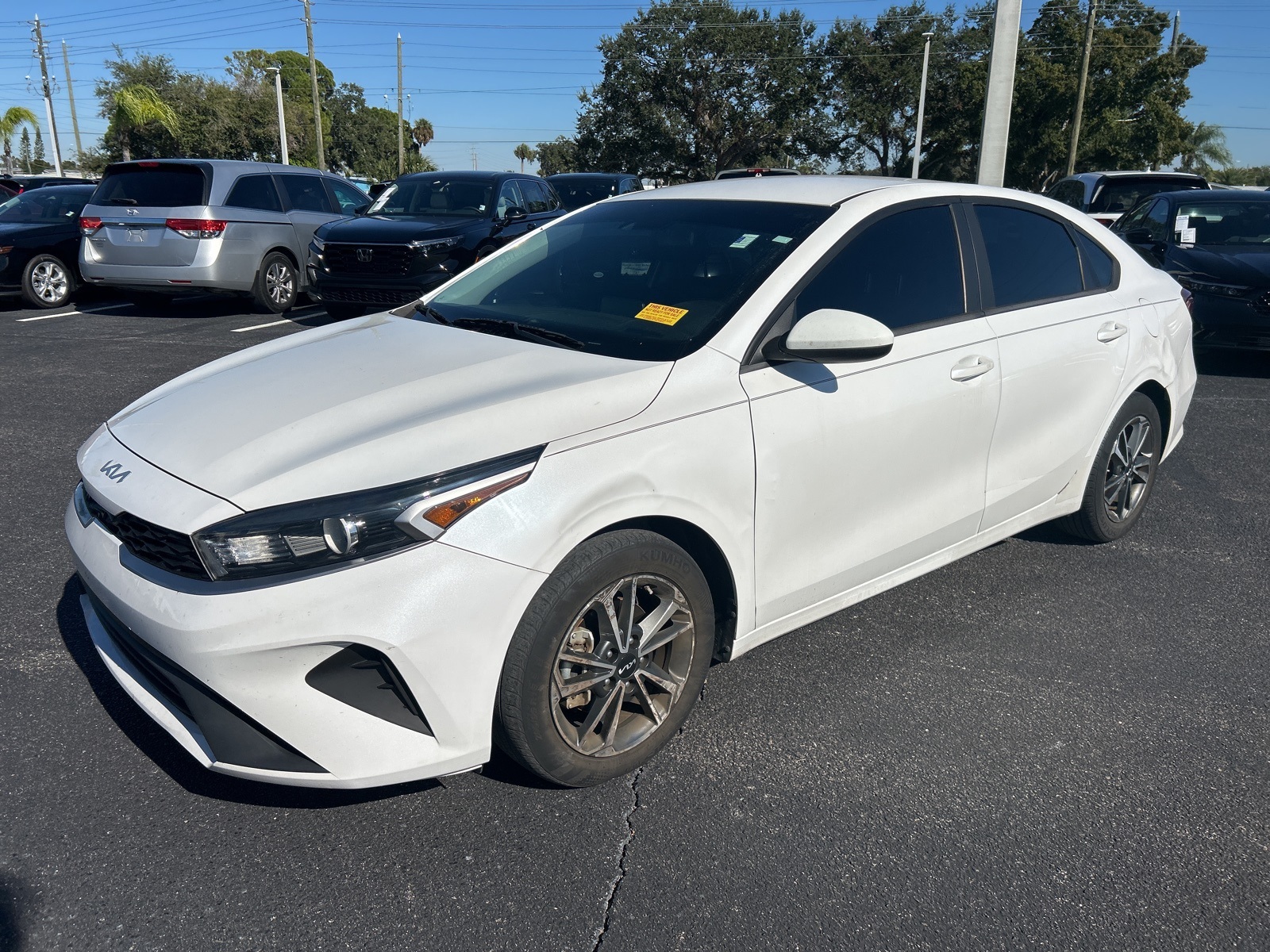 2022 Kia Forte LXS photo 3