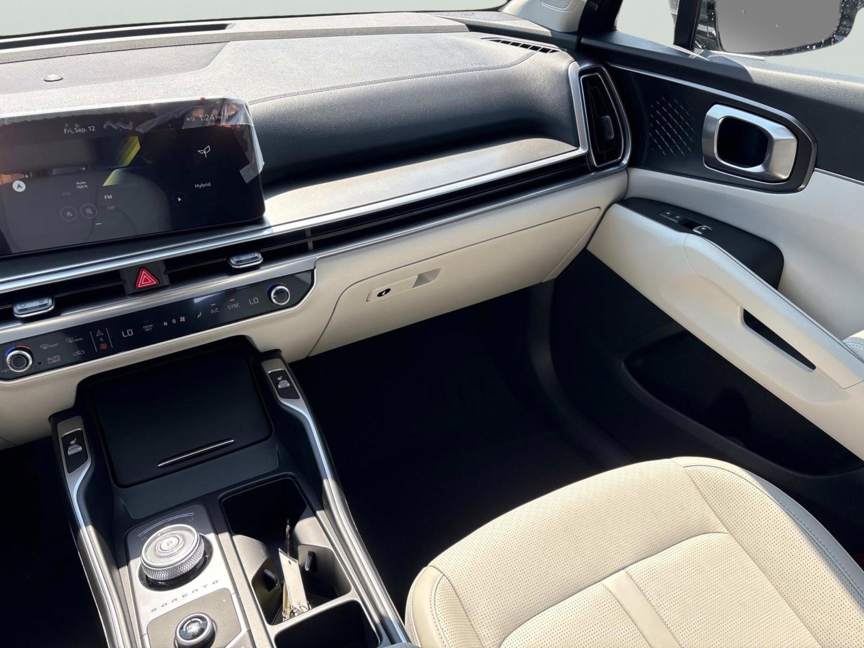 2025 Kia Sorento Hybrid EX photo 11