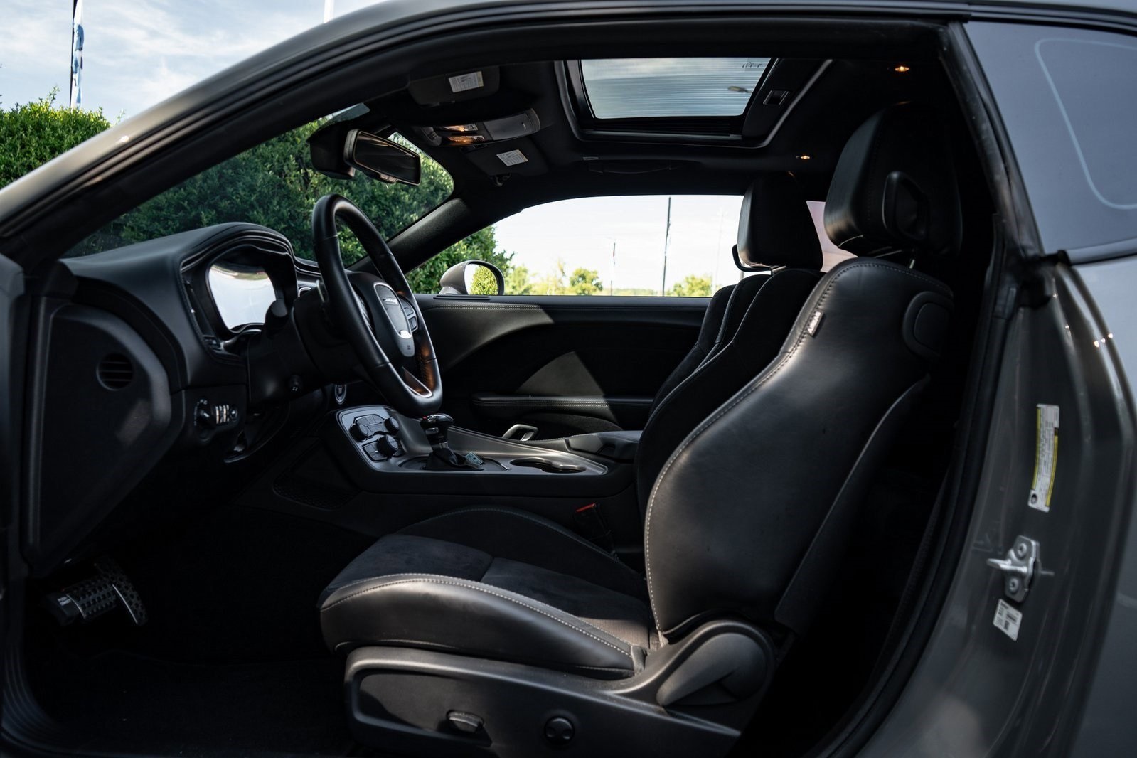 2023 Dodge Challenger R/T Scat Pack Widebody photo 23