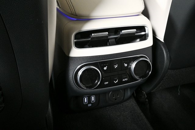2024 Genesis GV70 3.5T Sport Prestige photo 2
