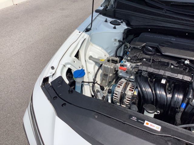 2024 Hyundai Elantra SE photo 14