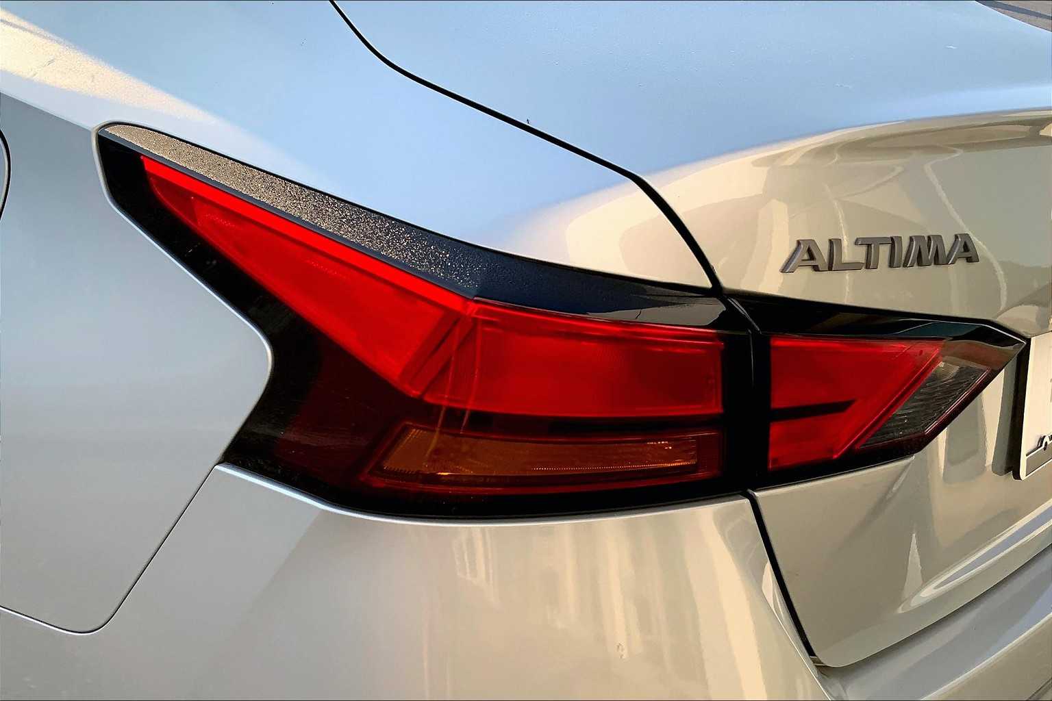 2023 Nissan Altima 2.5 SV photo 26