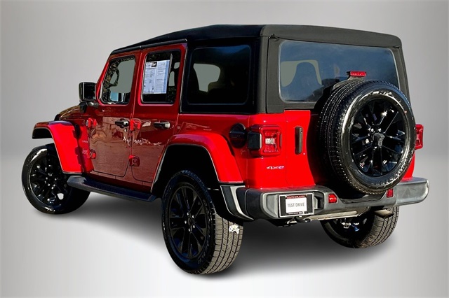 2021 Jeep Wrangler Unlimited Sahara 4xe photo 4