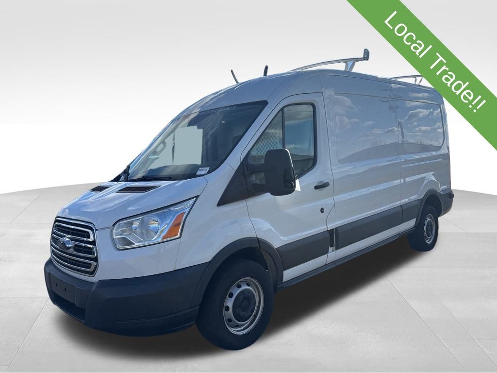 2015 Ford Transit Base's photo