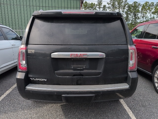 2017 Gmc Yukon Denali photo 3