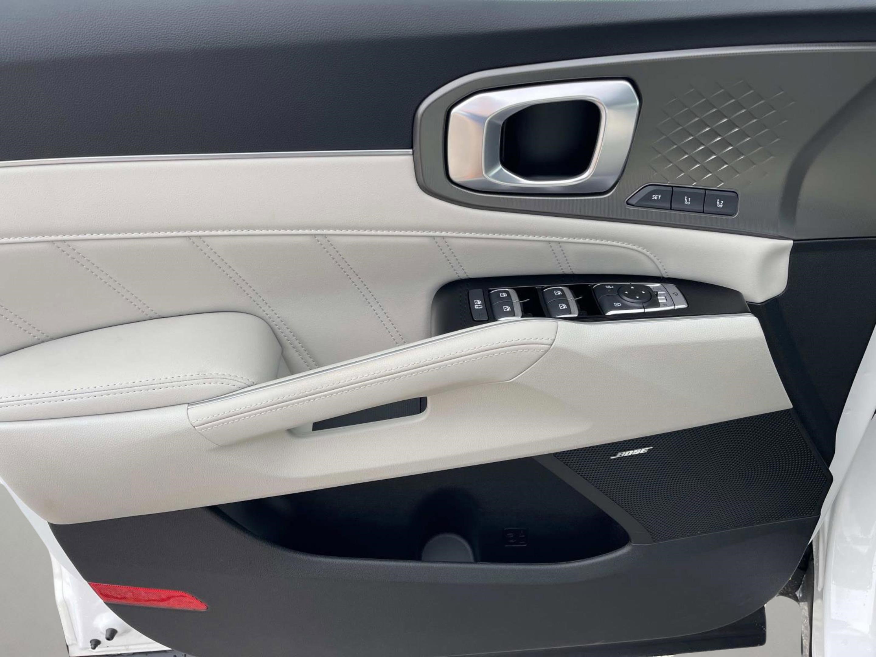 2025 Kia Sorento Hybrid SX Prestige photo 21