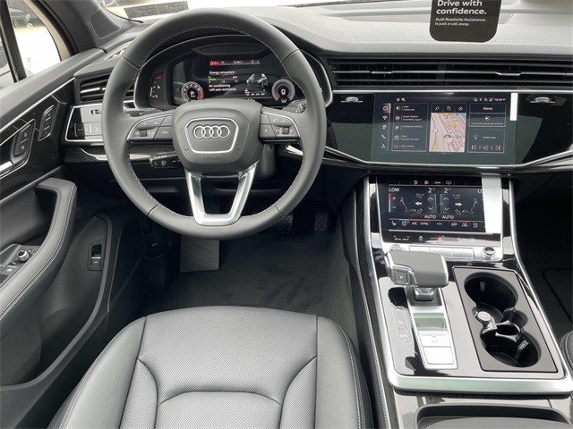 2025 Audi Q7 55 Premium Plus photo 16