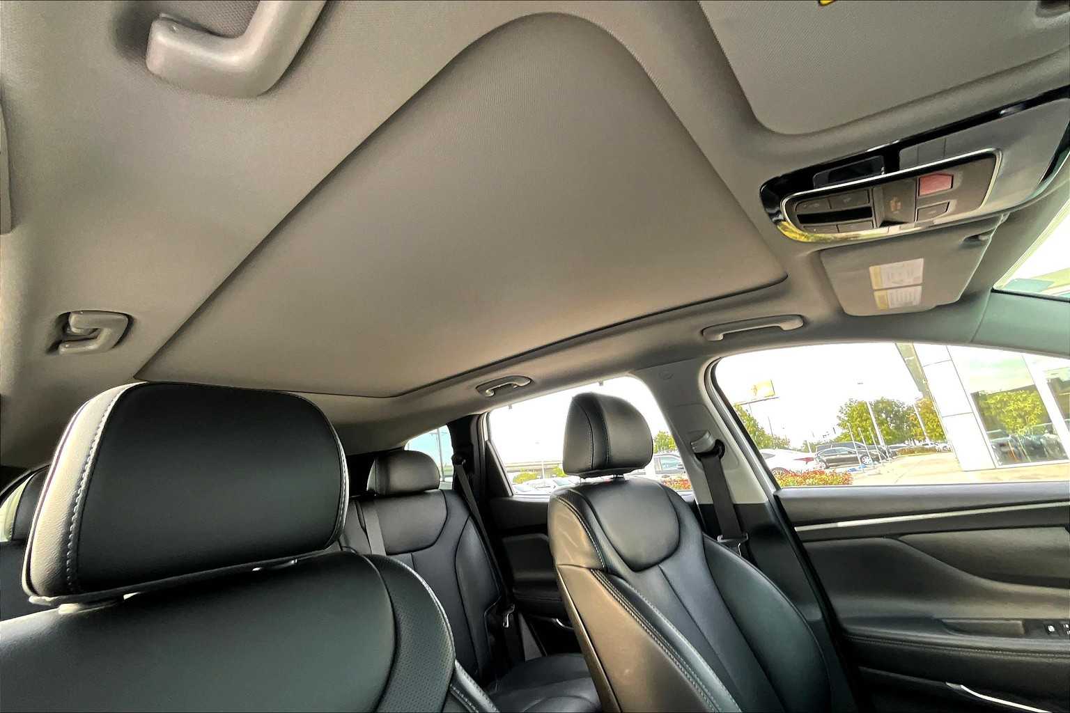 2023 Hyundai Santa Fe SEL Premium photo 12