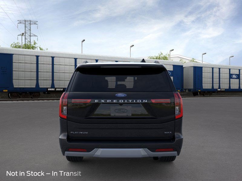 2025 Ford Expedition Platinum MAX photo 5