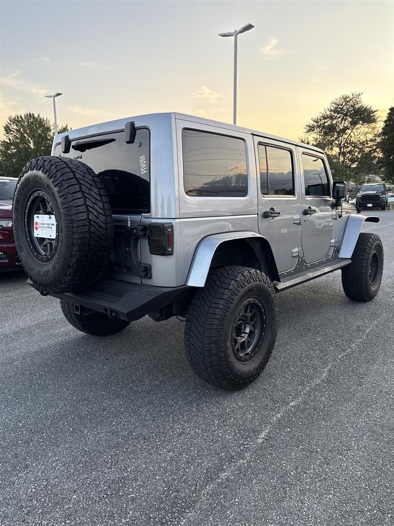2014 Jeep Wrangler Unlimited Rubicon photo 4