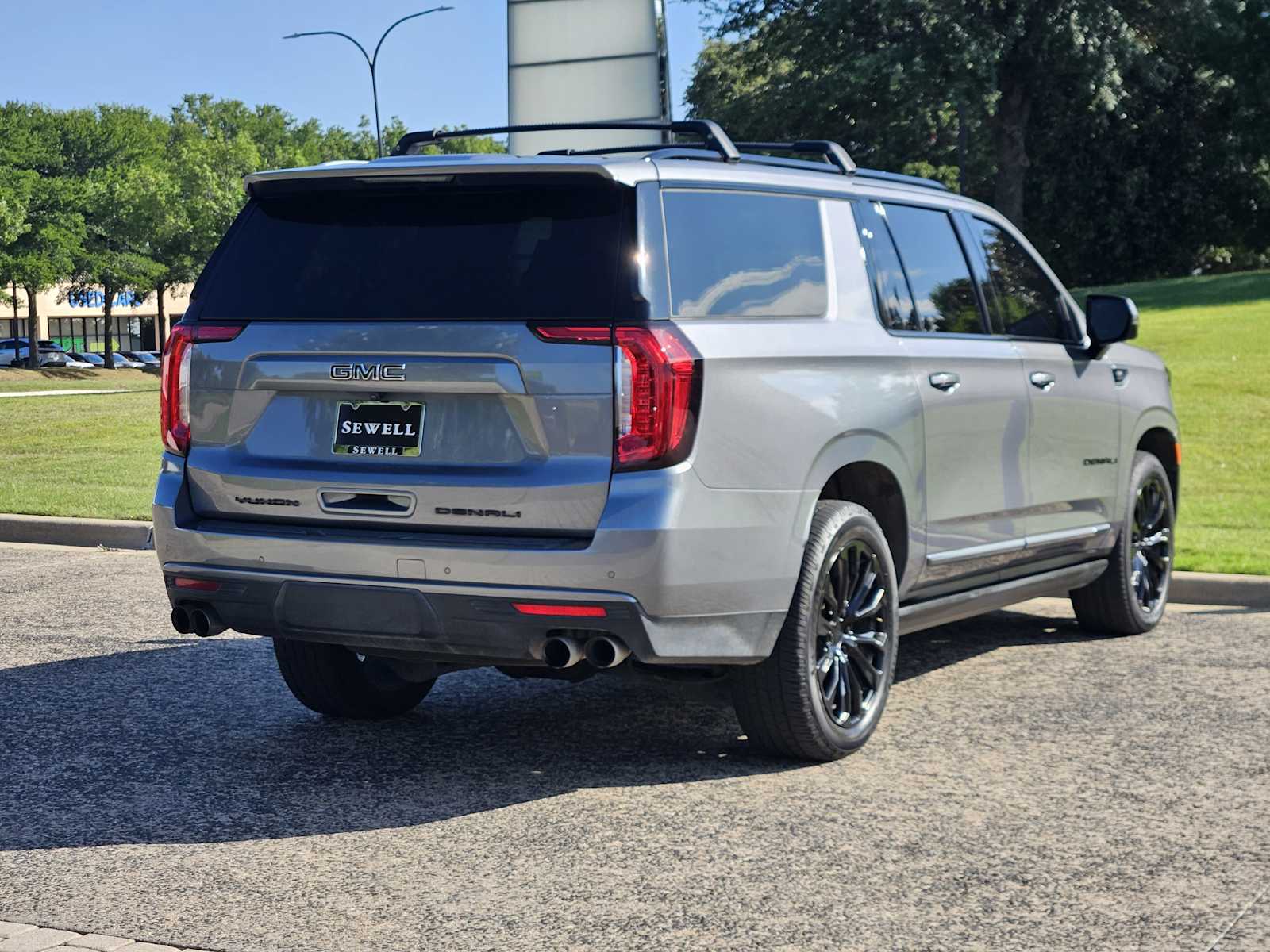 2022 Gmc Yukon XL Denali photo 4