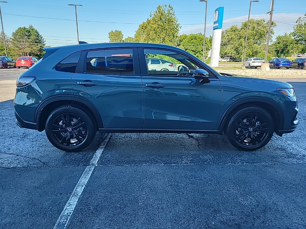 2026 Honda HR-V Sport photo 4