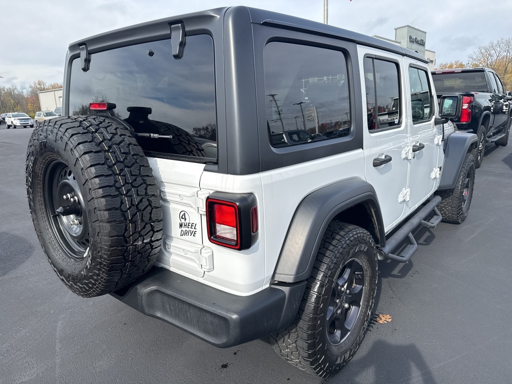 2020 Jeep Wrangler Unlimited Willys photo 4