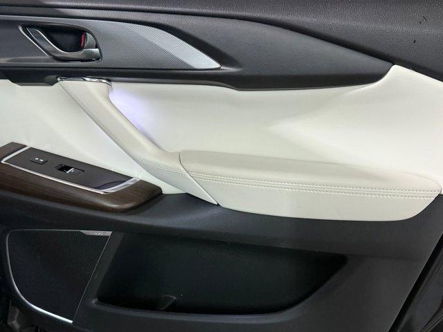 2022 Mazda CX-9 Signature photo 39