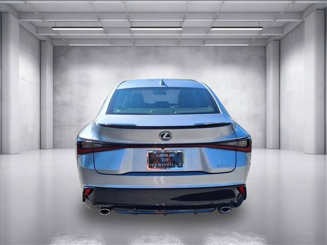 2023 Lexus IS 350 F SPORT photo 4