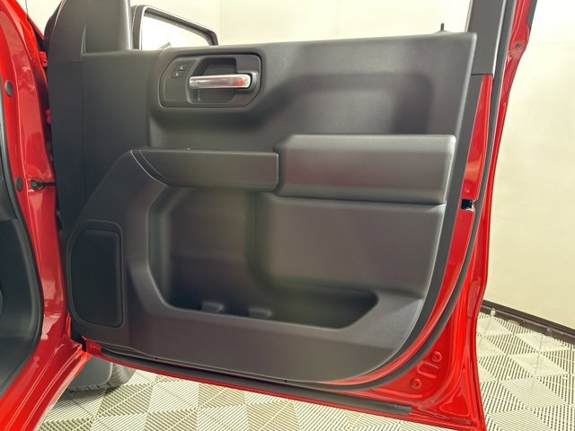 2025 Chevrolet Silverado 1500 Custom photo 21