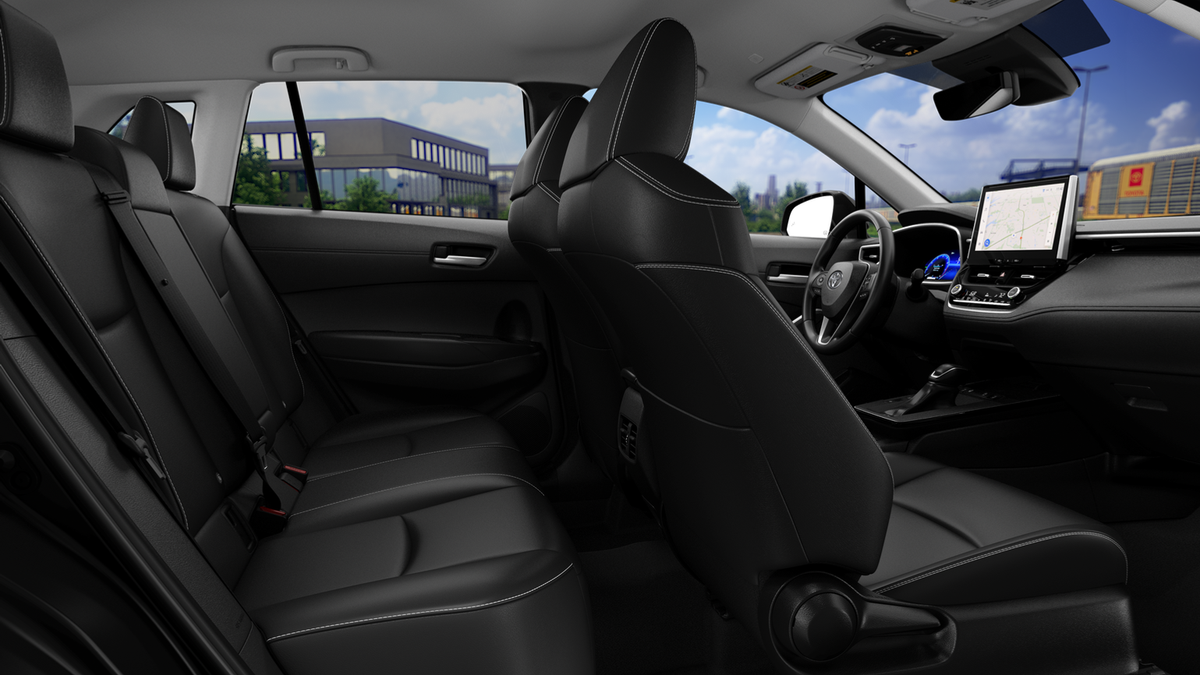 2026 Toyota Corolla Cross XLE photo 17