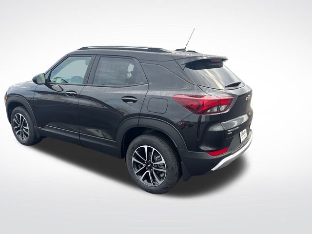 2026 Chevrolet Trailblazer LT photo 2