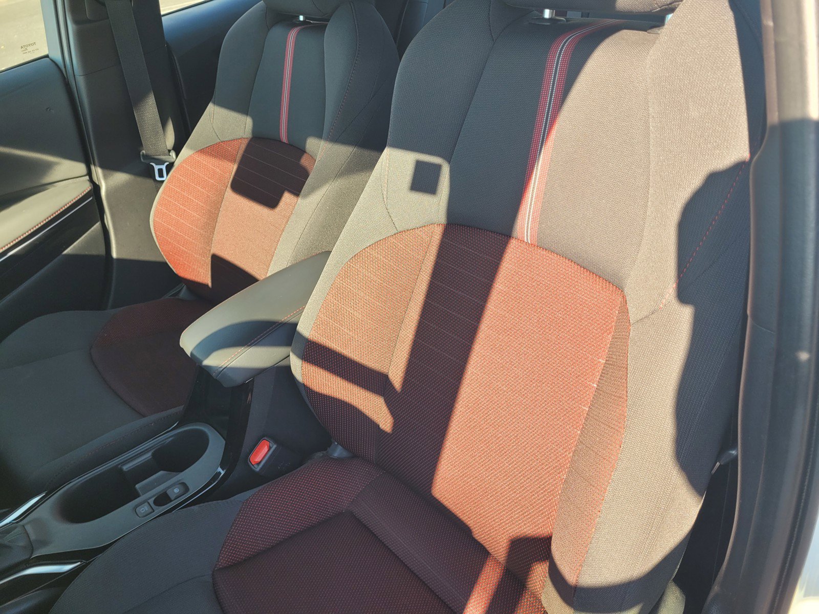 2024 Toyota Corolla SE photo 12