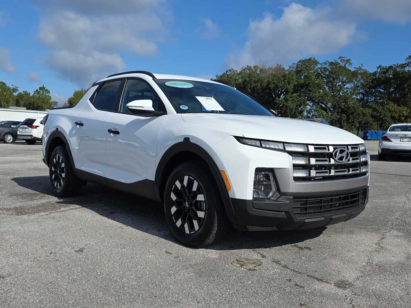 2025 Hyundai Santa Cruz SEL Activity photo 2