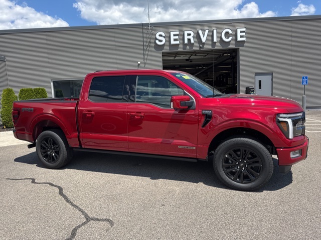 2025 Ford F-150 Platinum photo 2