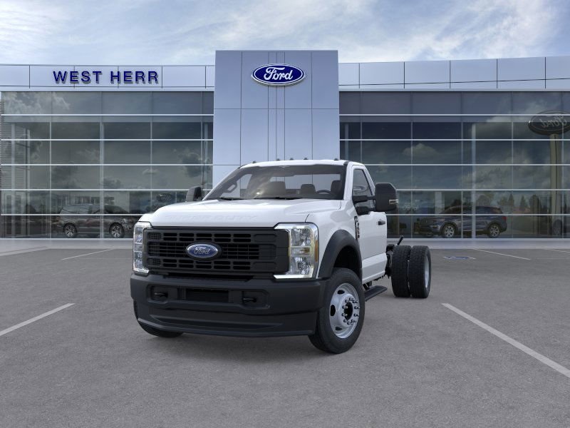 2026 Ford F-550 photo 3
