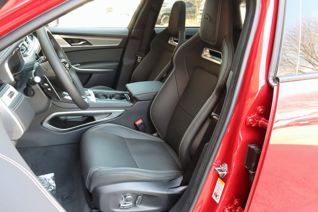 2026 JAGUAR PACE P250 - Image 13